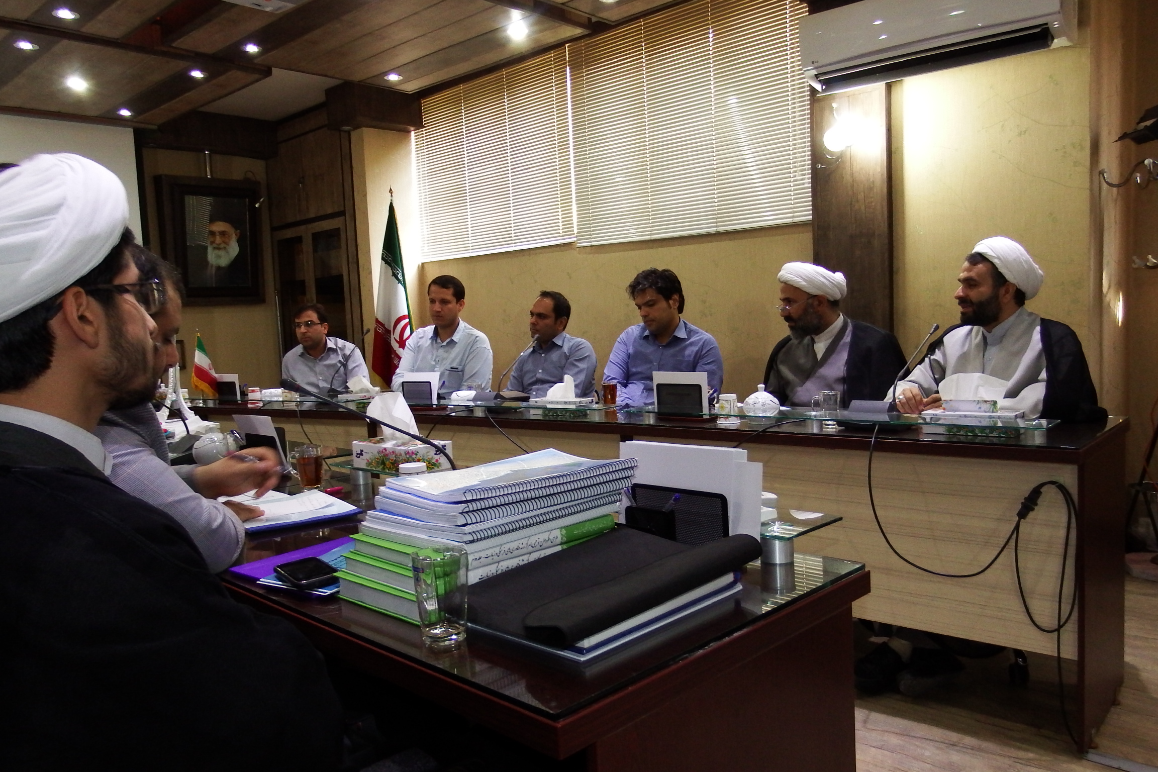 مقام معظم رهبری تعبیر نگرانی را صرفا در حوزه فرهنگ به کار می برند