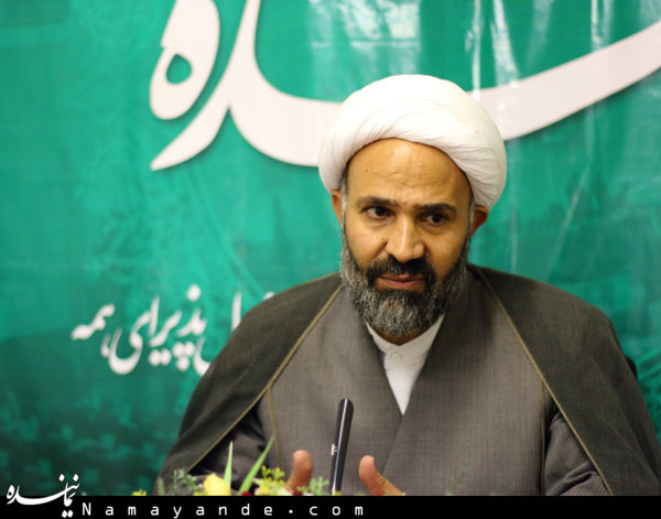رئیس کمیسیون فرهنگی مجلس در آستانه روز خبرنگار؛ دولت در عمل، به آزادی بیان پایبند نیست