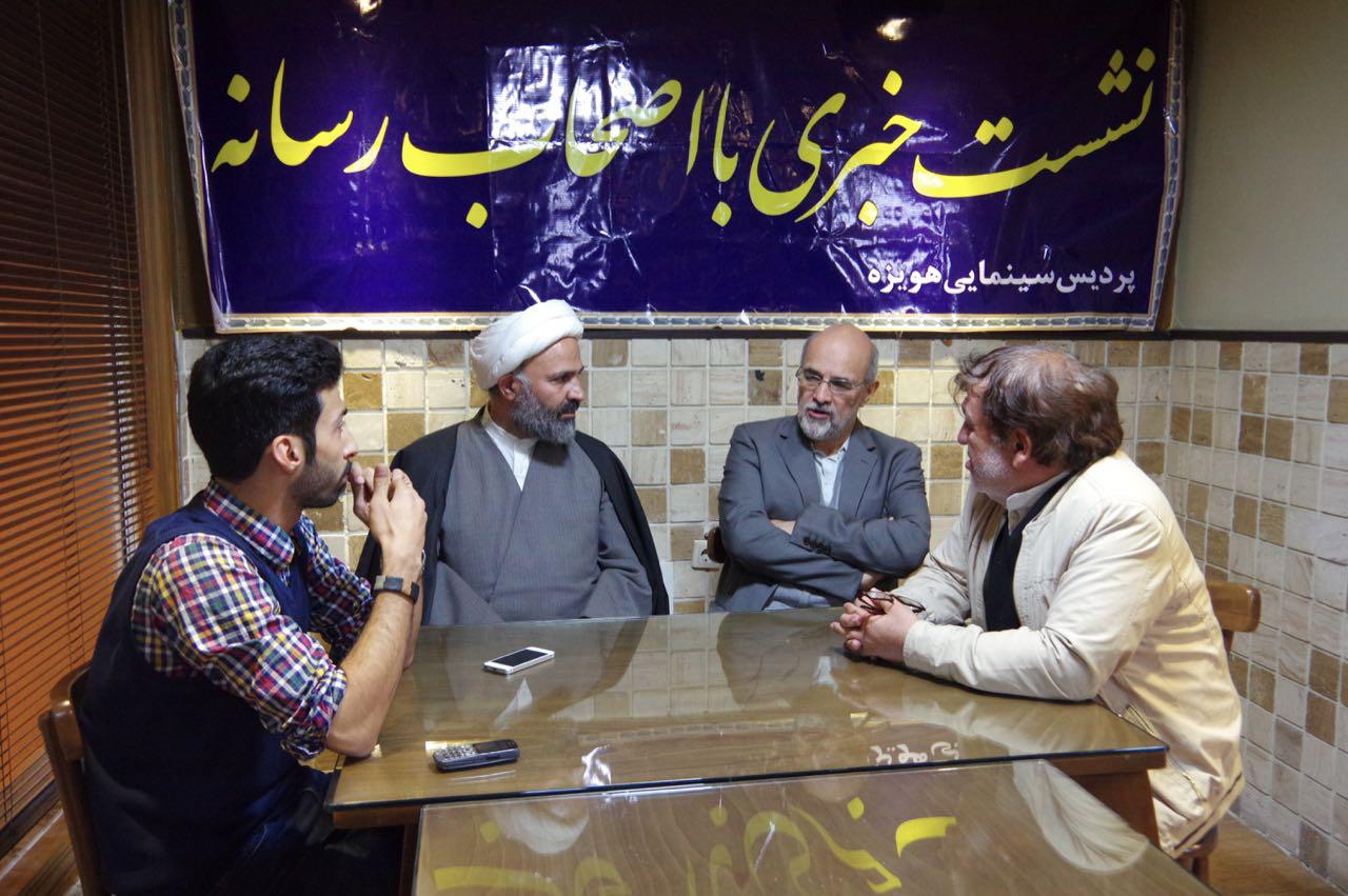 نشان دادن واقعیت تاریخی ایران برای نسل جوان باید در قالب فضایی باشد که آگاهی لازم را از تاریخ ایران بدهد