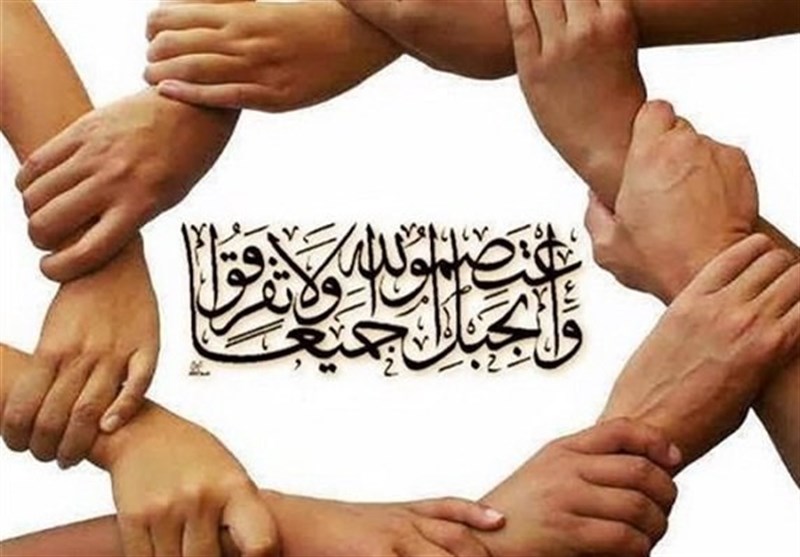 دشمنان در عرصه‌های مختلف به دنبال تفرقه انگیزی هستند
