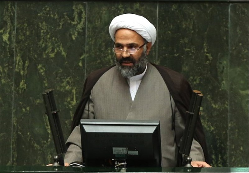 مصاحبه اهانت‌آمیز «شیخ علی تهرانی» پروژه تخریبی برای قداست‌زدایی از امام(ره) است