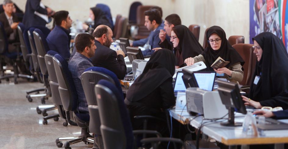 پژمانفر: ثبت‌نام از کاندیداهای ریاست جمهوری ضعف قانونی ندارد