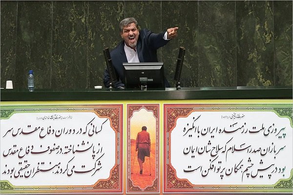 نصراله پژمانفر: روحانیت مجلس نباید به خاطر امضای یک طرح مورد هجمه واقع شود