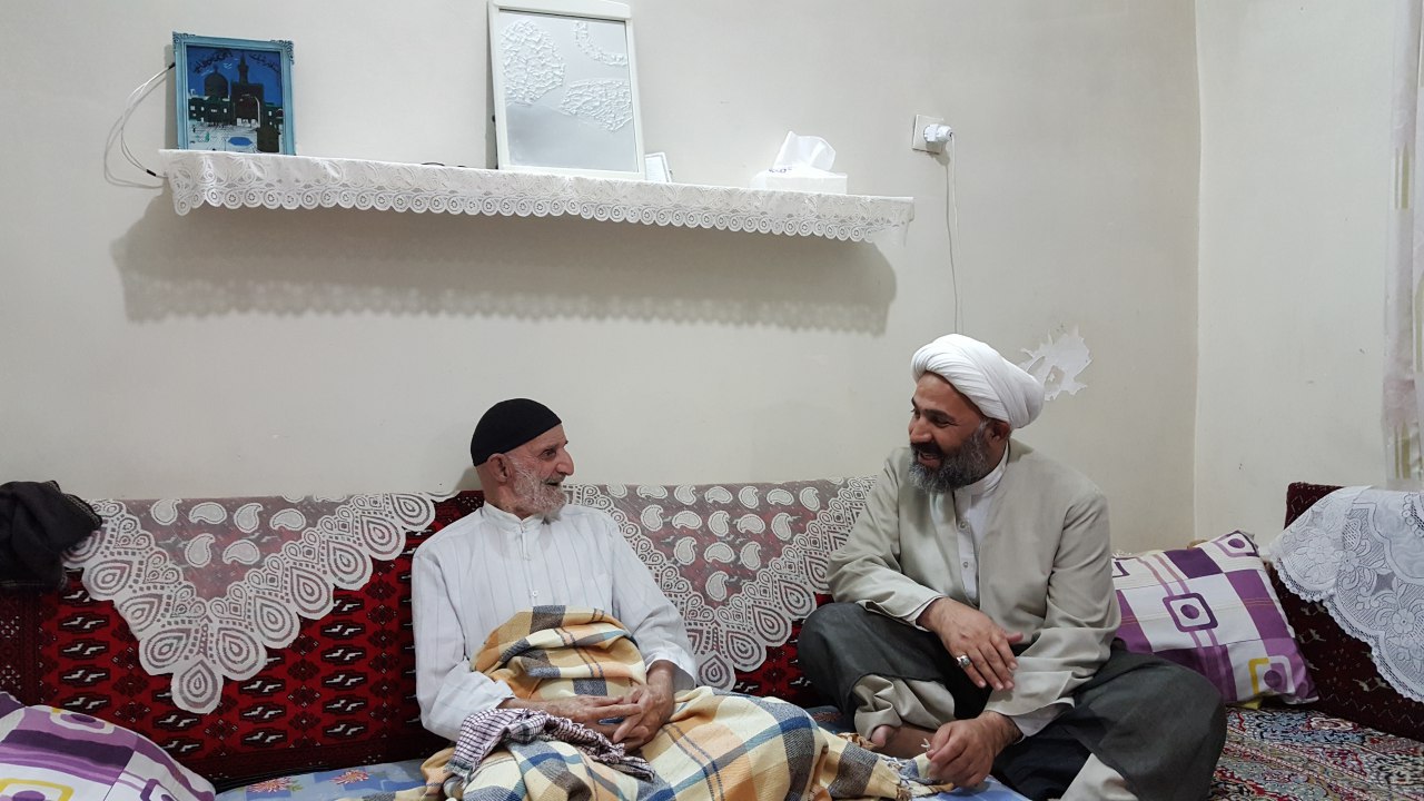 ۸۷ نفر هفته ی گذشته در دو جلسه ی ملاقات مردمی با حجت السلام پژمان فر دیدار کردند