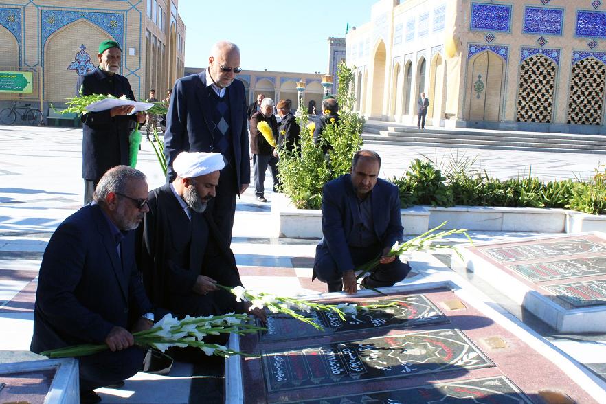 گزارش تصویری/ سخنرانی حجت الاسلام پژمانفر در جوار زیارتگاه شهید مدرس به مناسبت روز مجلس