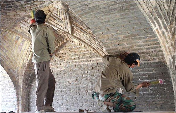 نایب رئیس کمیسیون فرهنگی: بناهای تاریخی و فرهنگی را تحت عنوان نوسازی بافت فرسوده تخریب می‌کنند