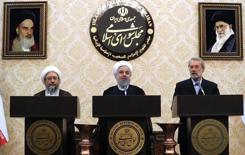 پژمانفر در تشریح جلسه قوای سه گانه: روحانی انتقاد نمایندگان درباره مدیریت درآمدهای ارزی را نپذیرفت