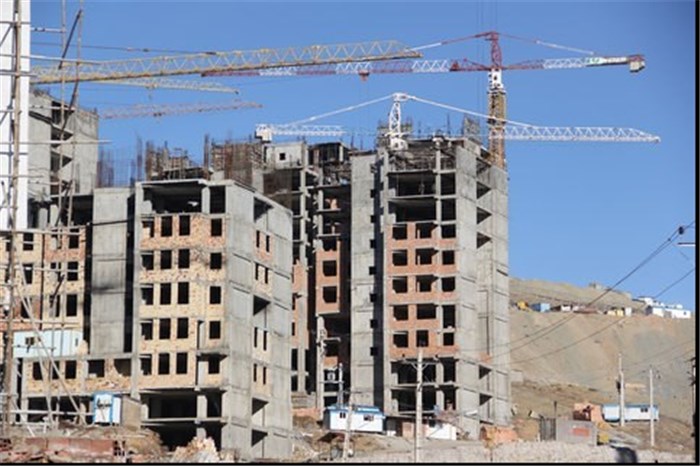 پژمانفر: نمی‌شود در مورد مسکن مردم را با گفتاردرمانی راضی نگه داشت