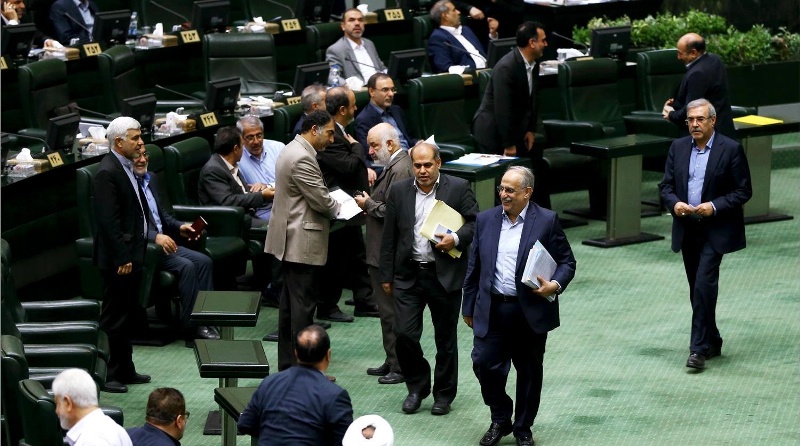 عملکرد غیرقابل دفاع دولت در عرصه اقتصادی باعث انتقاد بسیاری از موافقان روحانی شده است